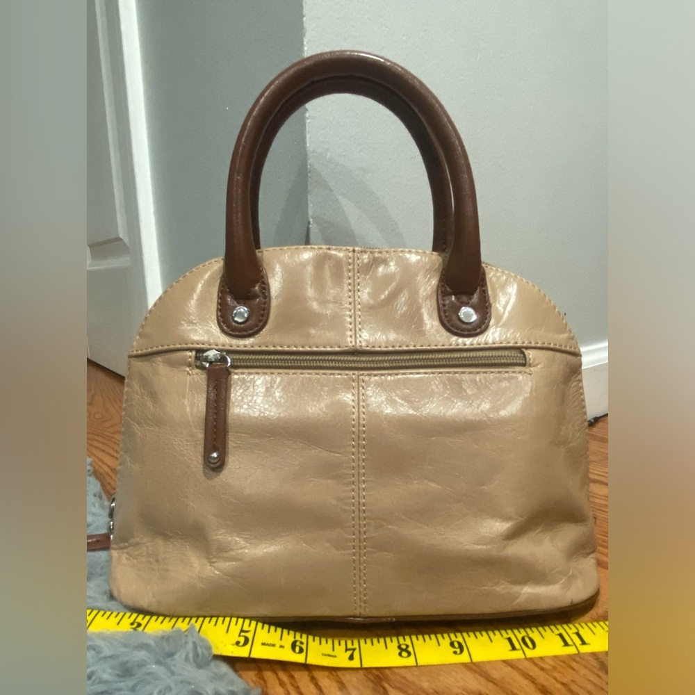 Tignanello Camel beige bag/ 2 tone, Leather. Very cute mini bag.